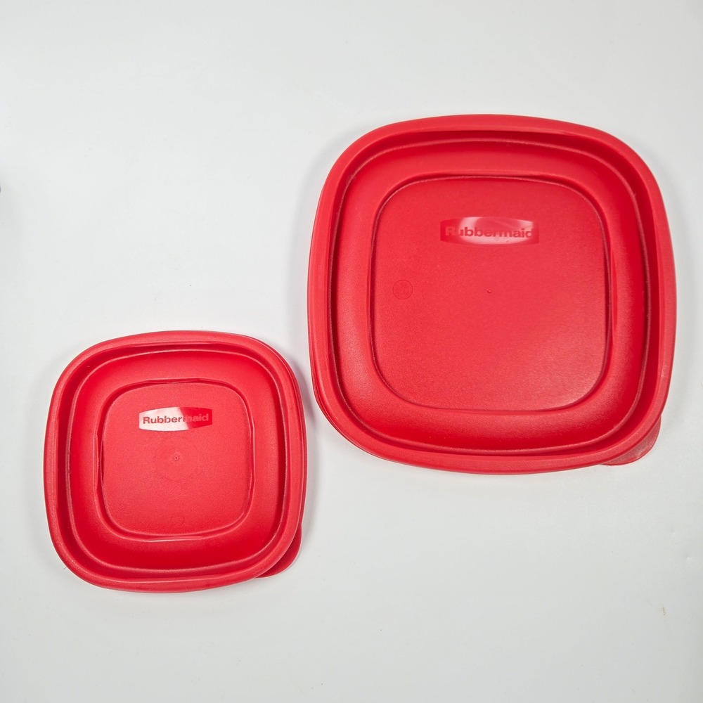 2 Rubbermaid Easy‎ Find Lids 4.5" + 6.5" Red Square Replacement 7J58 / 7J64 EUC